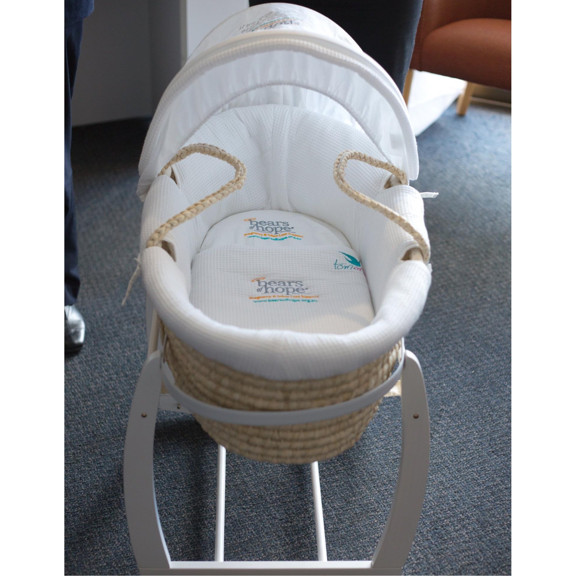 Bears of Hope Cuddle Cots Tamara Sivewright